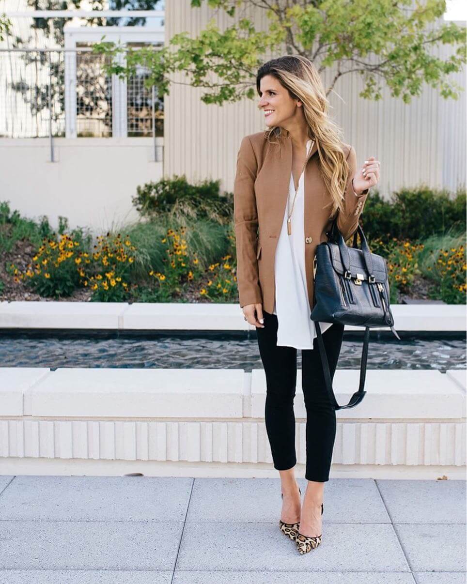 Black Fitted Jeans with Brown Blazer — Black Jeans Outfits