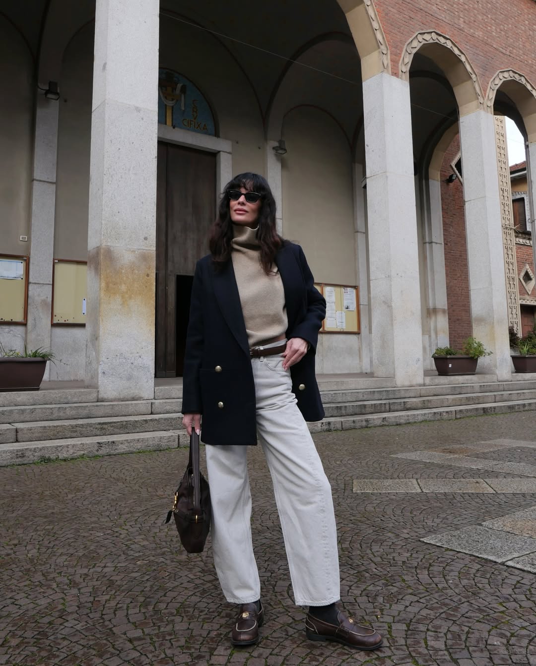 Brown Loafers with a Navy Blazer and Wide-Leg Jeans — Black Loafers Outfit