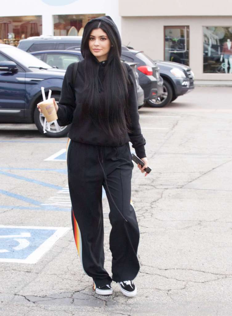 Rainbow Stripe Detail Sweatpants — Black Sweatpants Outfit