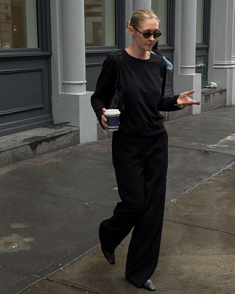 Monochrome Black Wide Leg Casual Style — Black Sweatpants Outfit