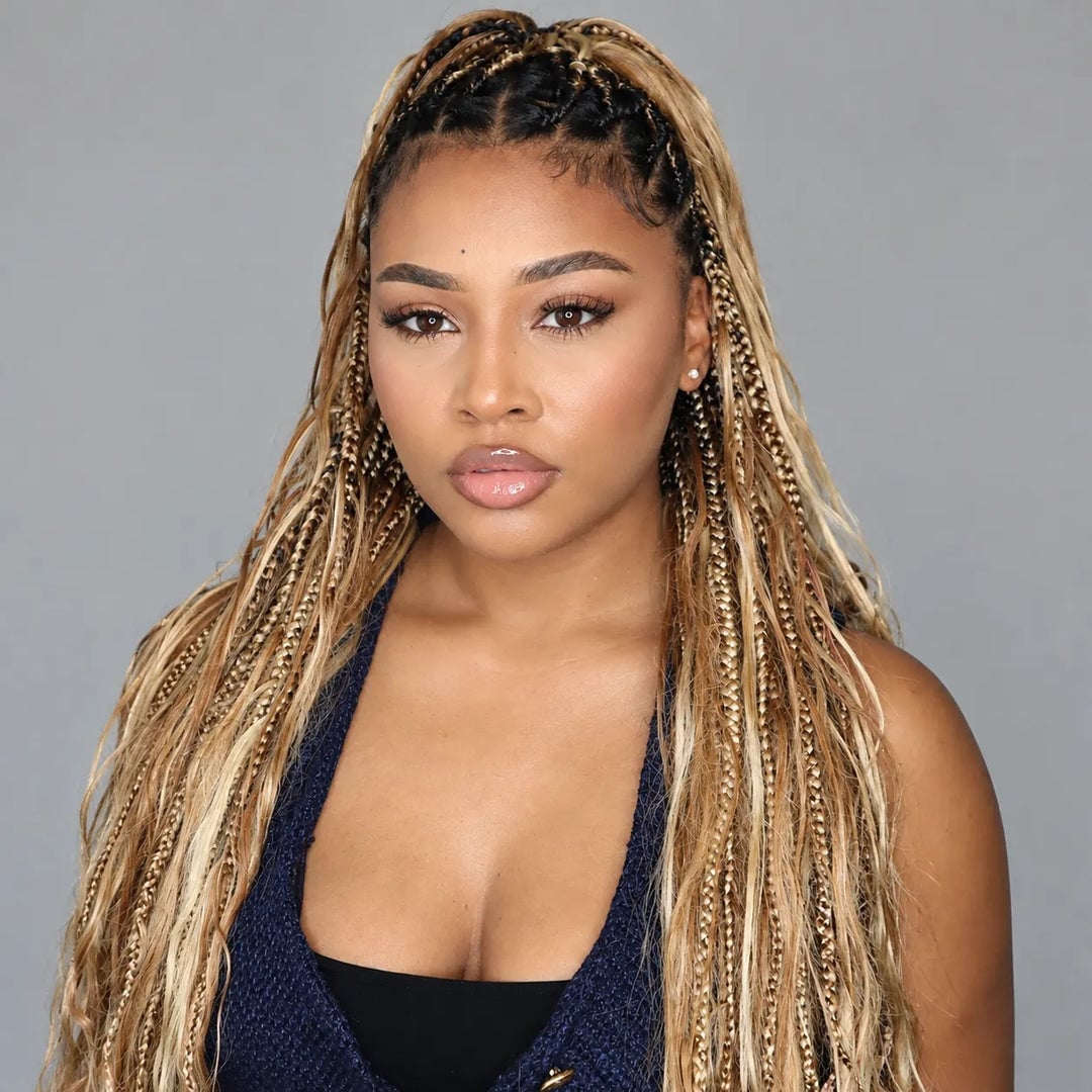 Mid-Back Braids Dark Base Mixed Blonde Highlights With Wavy Curls — Blonde Braids