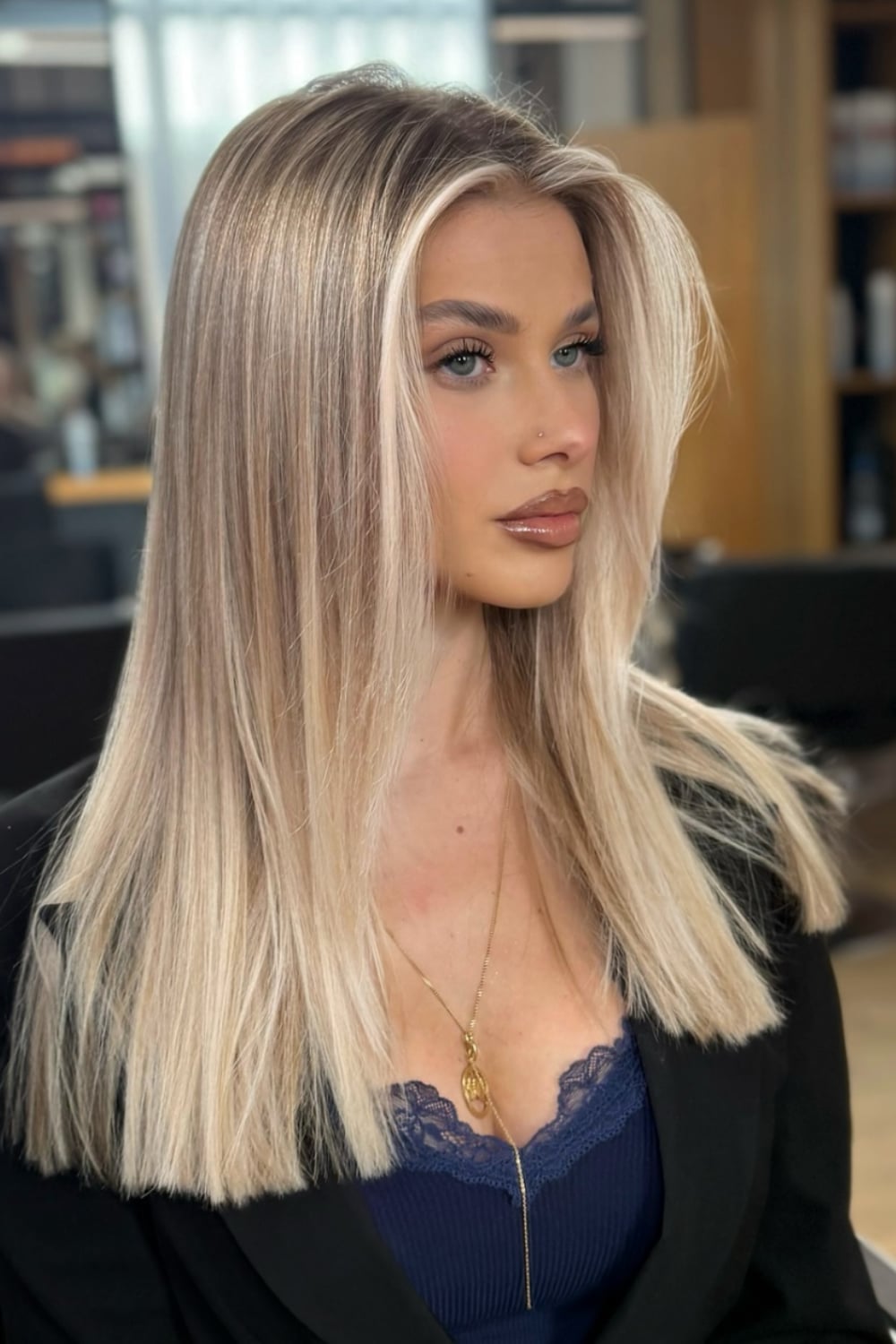 Collarbone Length Light Blonde With Curtain Bangs — Blonde Haircuts