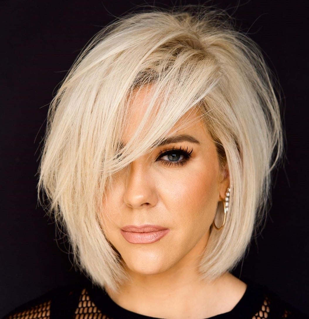 Asymmetrical Ash Blonde Bob With Side Bangs — Blonde Short Hair