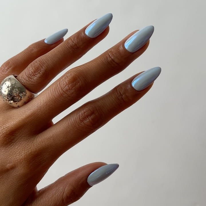 Iridescent Chrome Light Icy Blue Almond Nails Iridescent Chrome Light Icy Blue Almond Nails