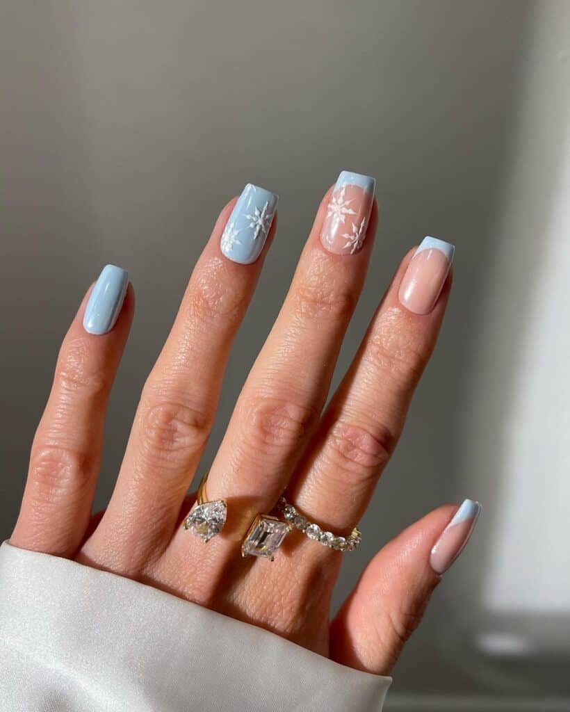 Short Square Light Blue Snowflake Nails Short Square Light Blue Snowflake Nails — Blue Christmas Nails