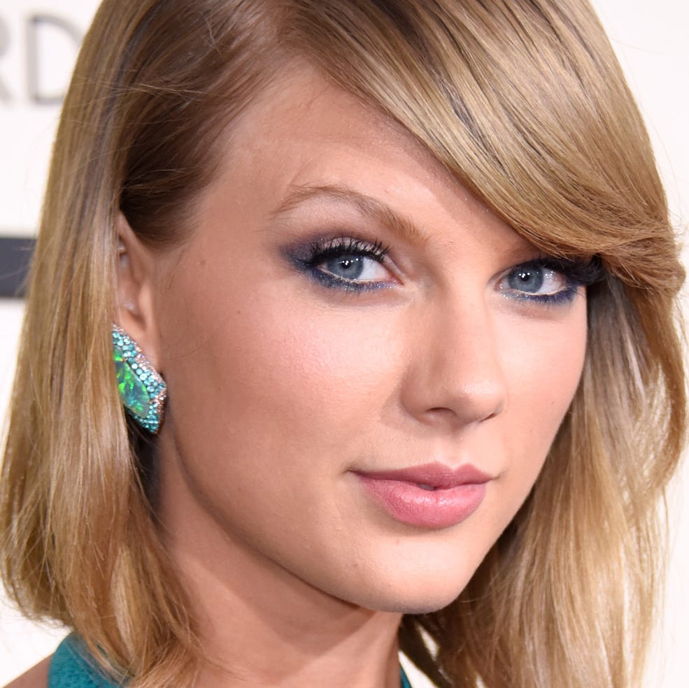 Ash Blonde Bob With Side Swept Bangs — Bob Haircuts