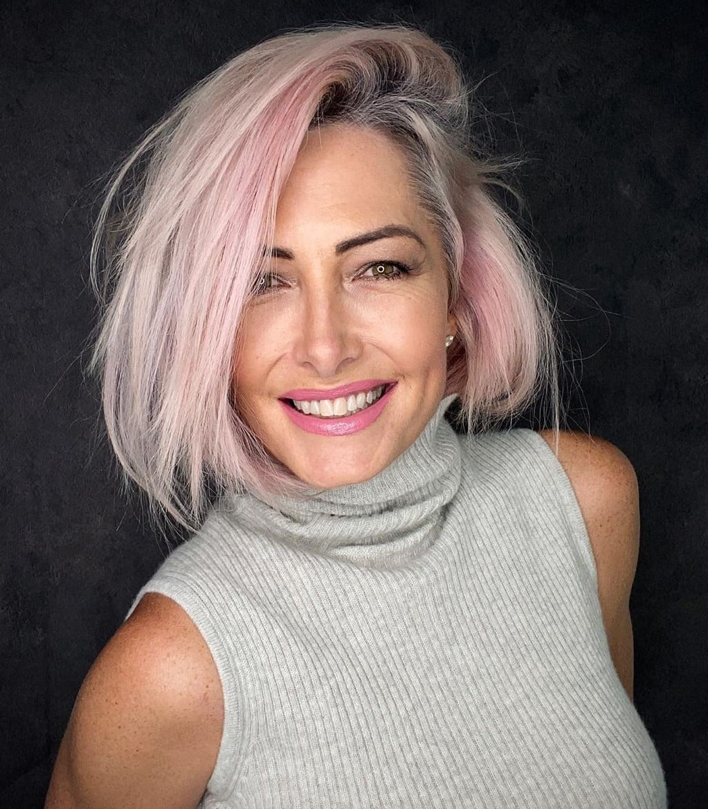 Messy Chin Bob With Pink Highlights — Bob Hairstyles