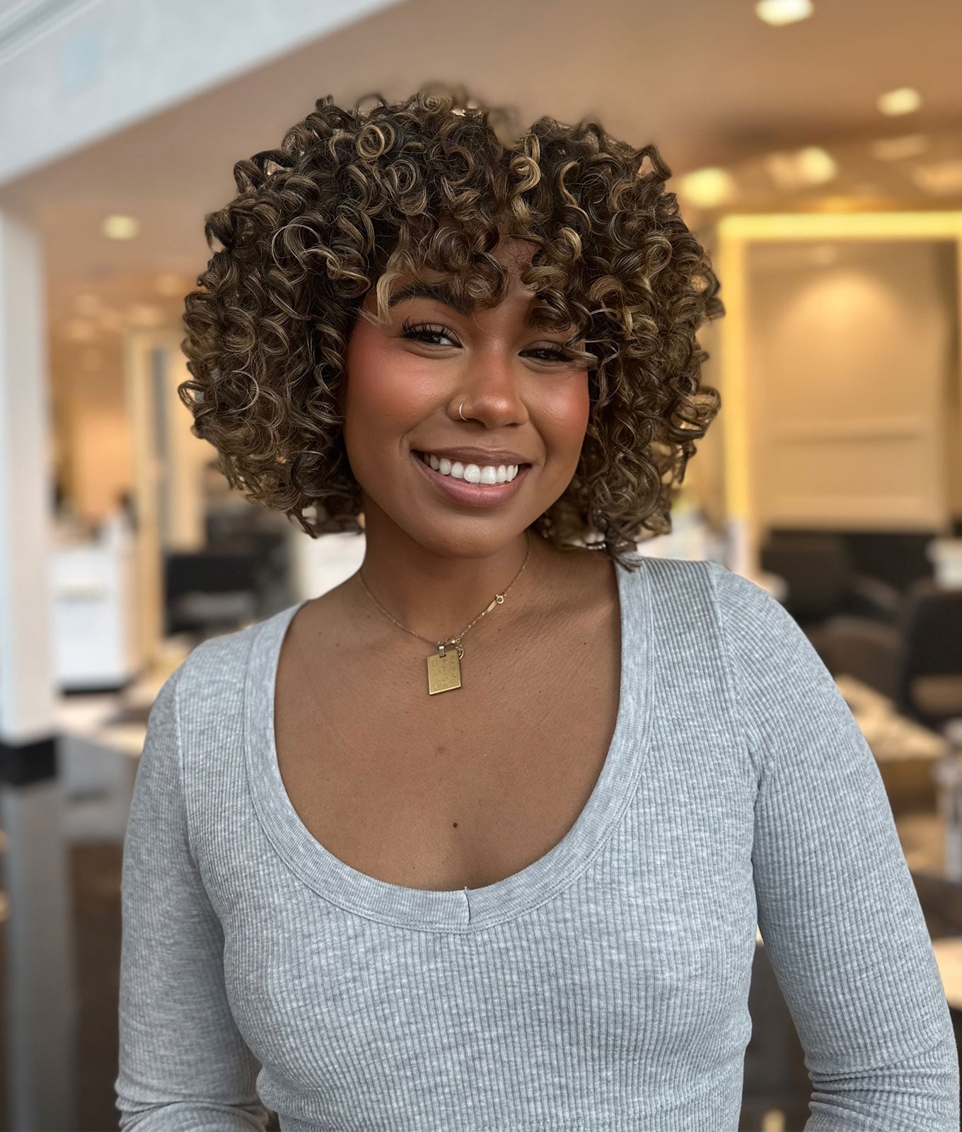 Chin Bob With Caramel Highlights And Curls — Bob with Curls