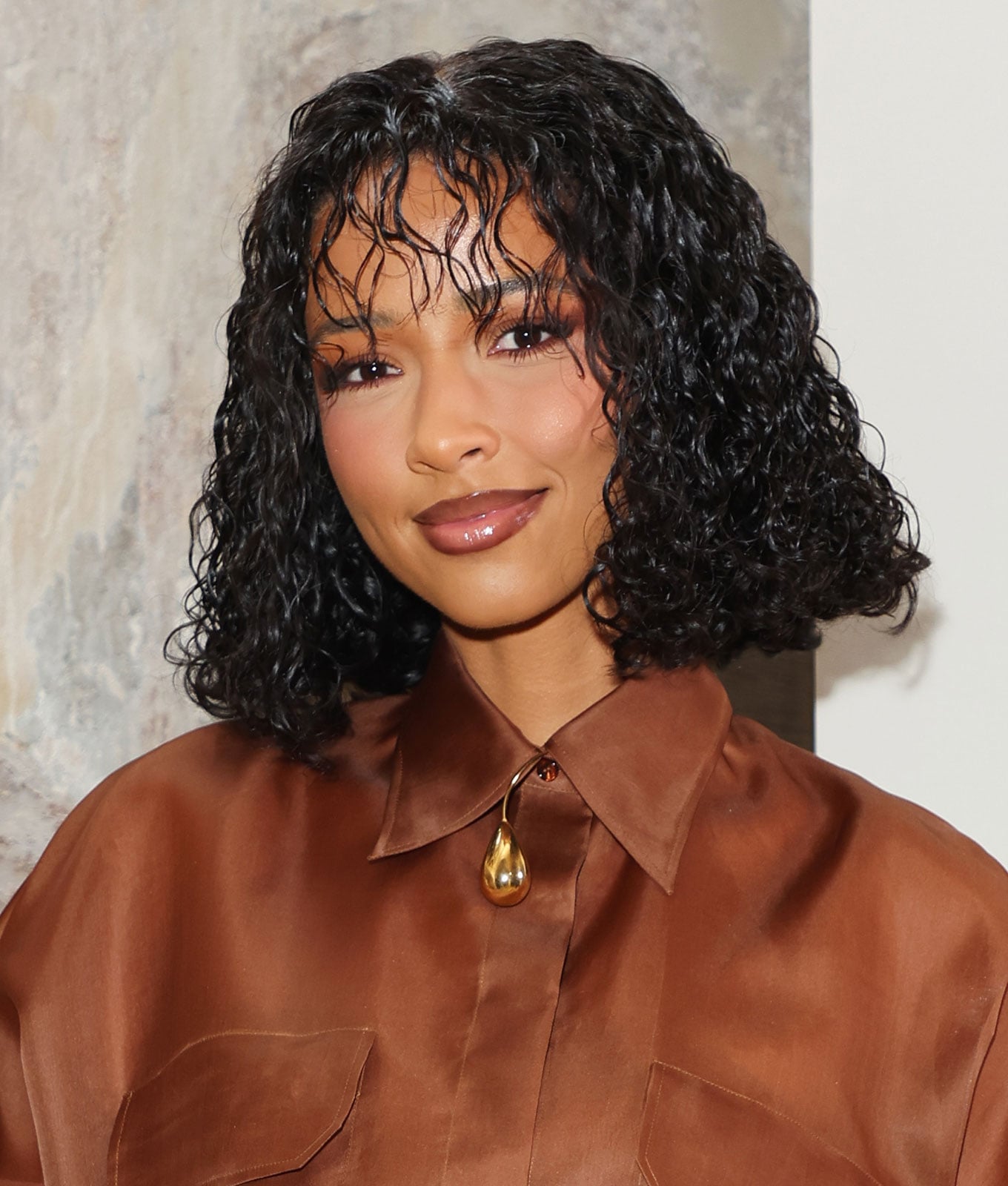 Chin Bob With Wispy Bangs And Curls — Bob with Curls