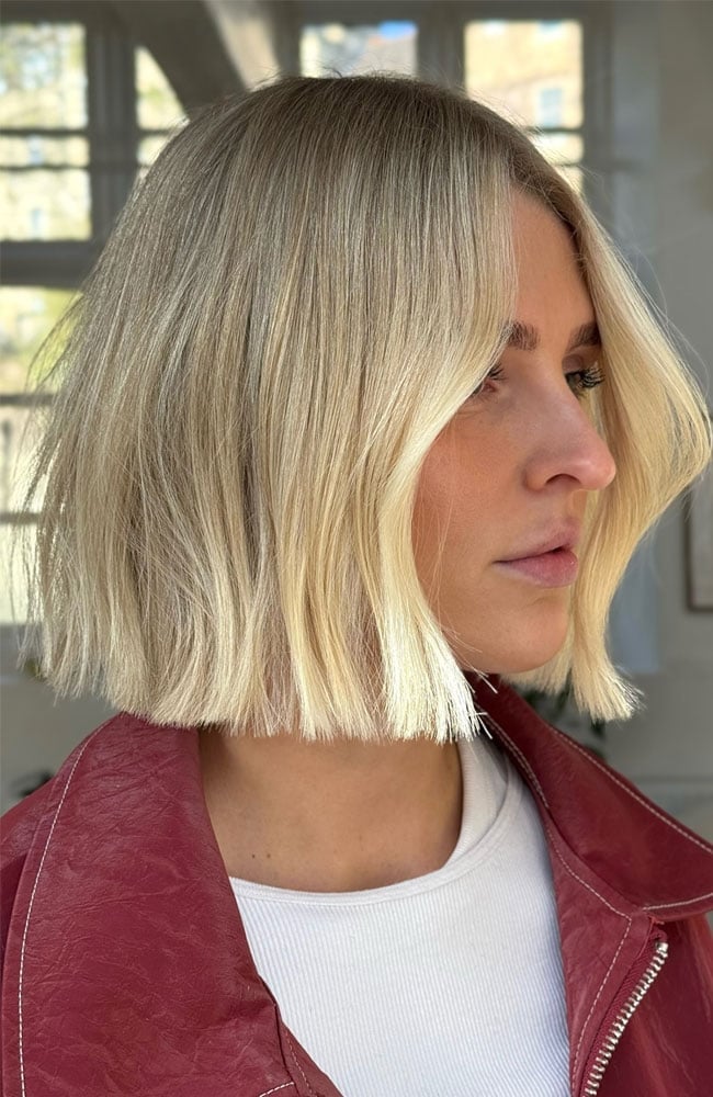 Chin Length Blunt Bob With Curtain Bangs Platinum Blonde — Bob with Highlights