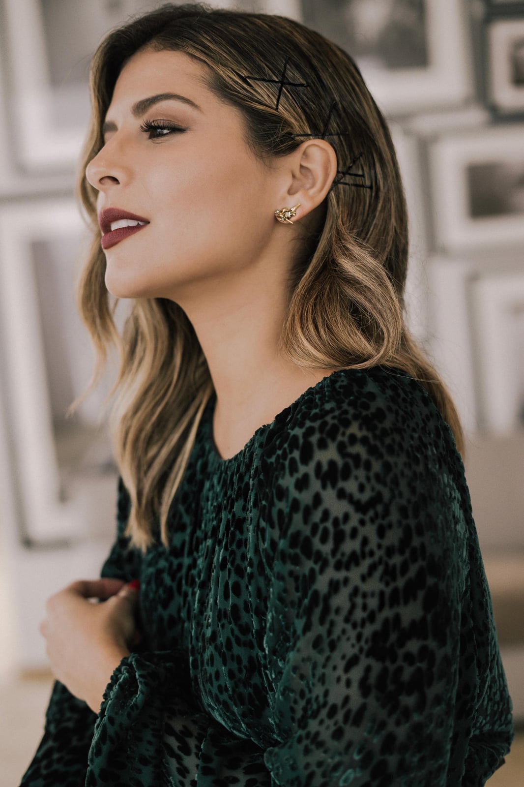 Mid-Back Straight With Geometric Pins Mid-Back Straight With Geometric Pins — Bobby Pins Hairstyles