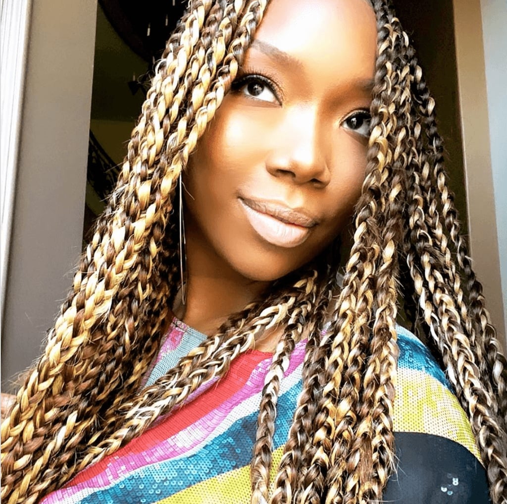 Mid-Back Wavy Box Braids With Blonde Highlights, Close-Up Take