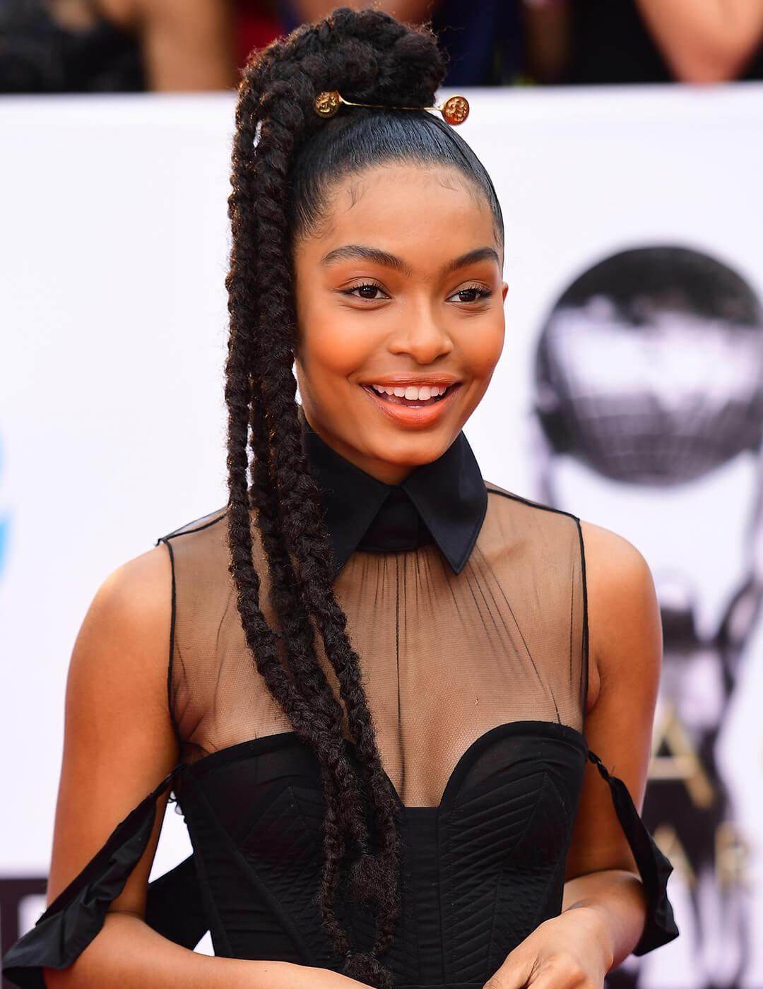 High Ponytail With Single Thick Braid and Gold Accessories — Braided Ponytail