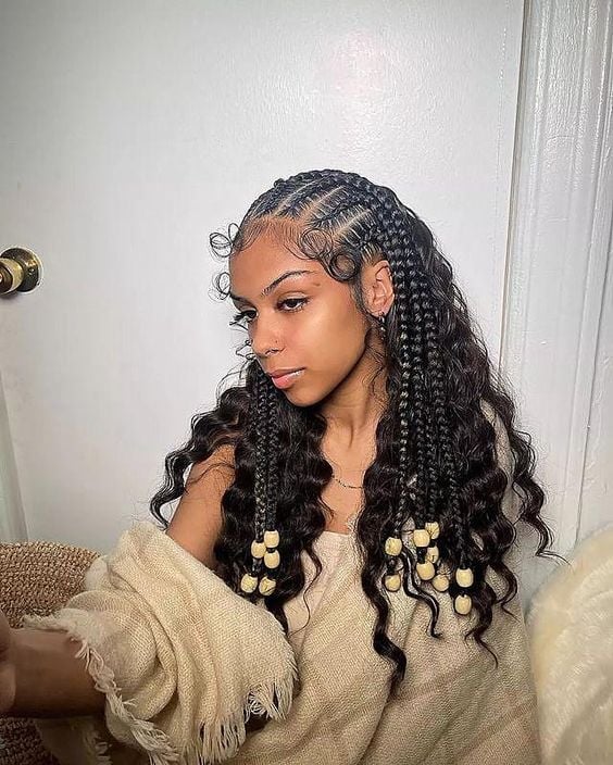 Box Braids With Blonde Highlights and Beads, Mid-Back Box Braids With Blonde Highlights and Beads, Mid-Back — Braiding Hair