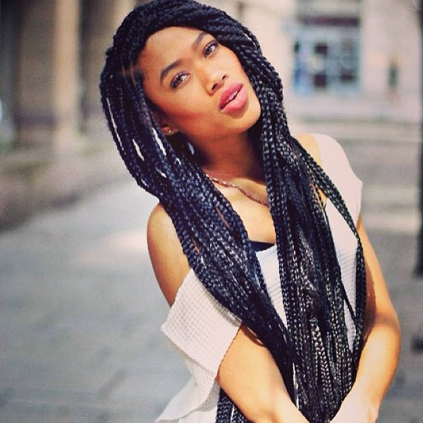 Mid-Back Wavy Blonde Braid, Long Mid-Back Wavy Blonde Braid, Long — Braids to the Side