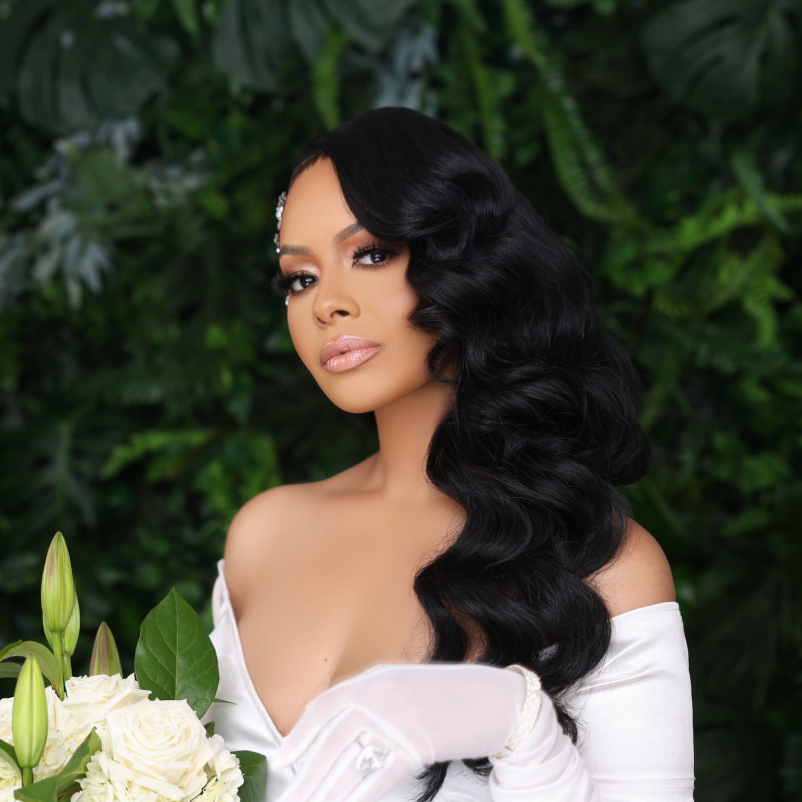 Voluminous Loose Waves With Side-Swept Bangs Voluminous Loose Waves With Side-Swept Bangs — Bridesmaid Hair