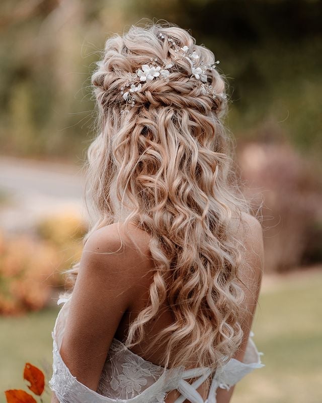 Ash Blonde Half-Up With Braids and Flowers, Mid-Back Ash Blonde Half-Up With Braids and Flowers, Mid-Back — Bridesmaid Hair