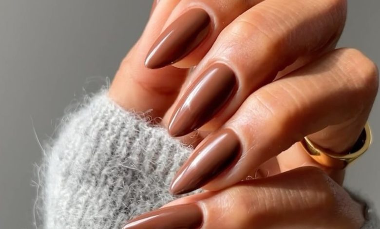 13 Chocolate Brown Nail Ideas for a Cozy Fall Manicure
