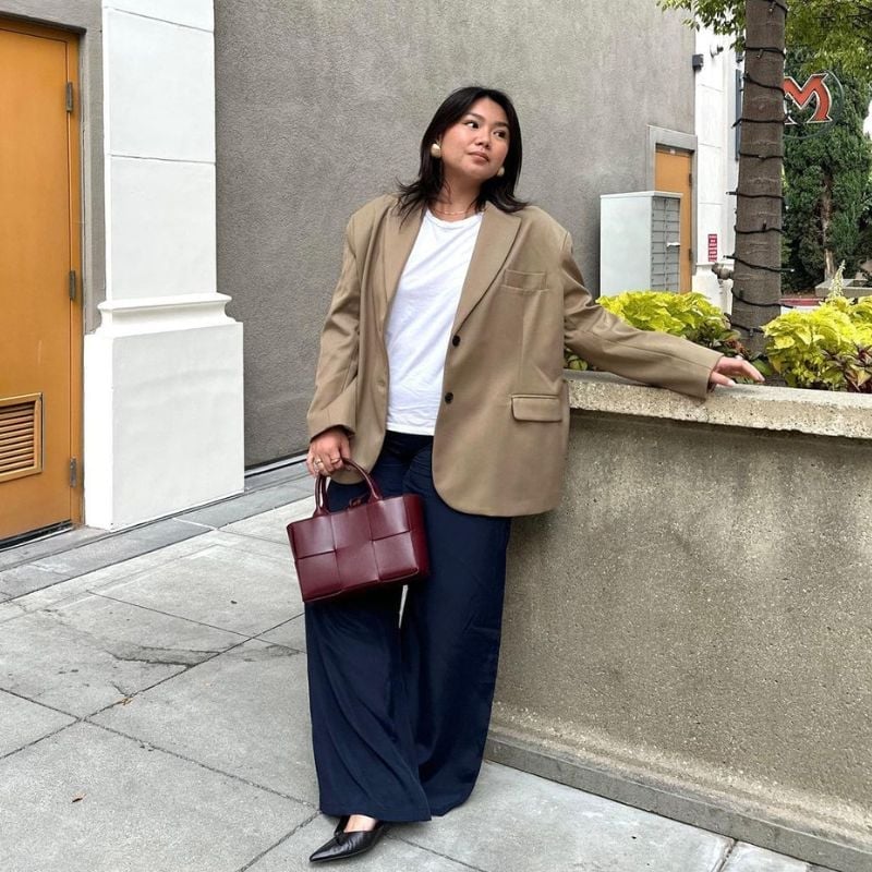Oversized Brown Blazer with White Tee and Navy Wide-Leg Pants — Brown Blazer Outfit