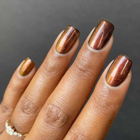 Brown Copper Chrome Short Oval Nails — Brown Chrome Nails