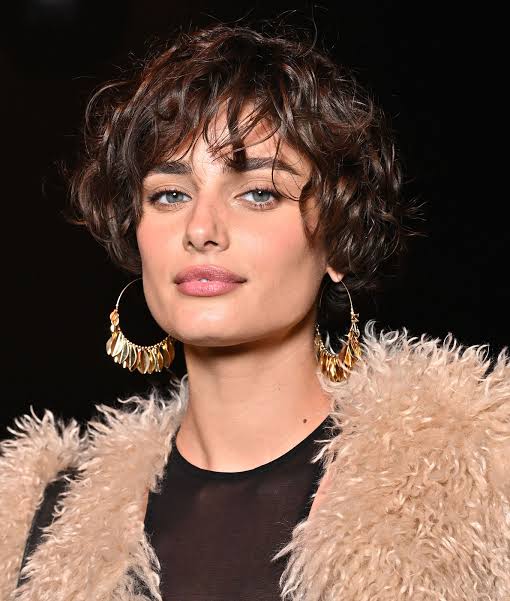 Ear Length Dark Brown Shag With Bangs — Brown Curly Hair