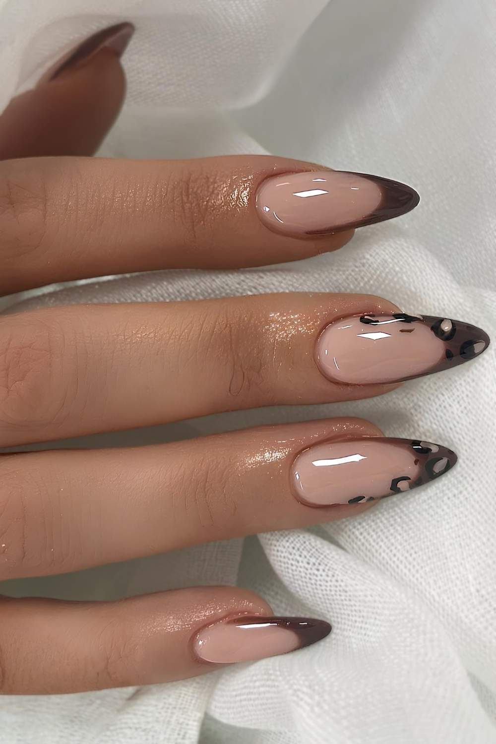 Brown French Tip Medium Almond Nails — Brown French Tip Nails