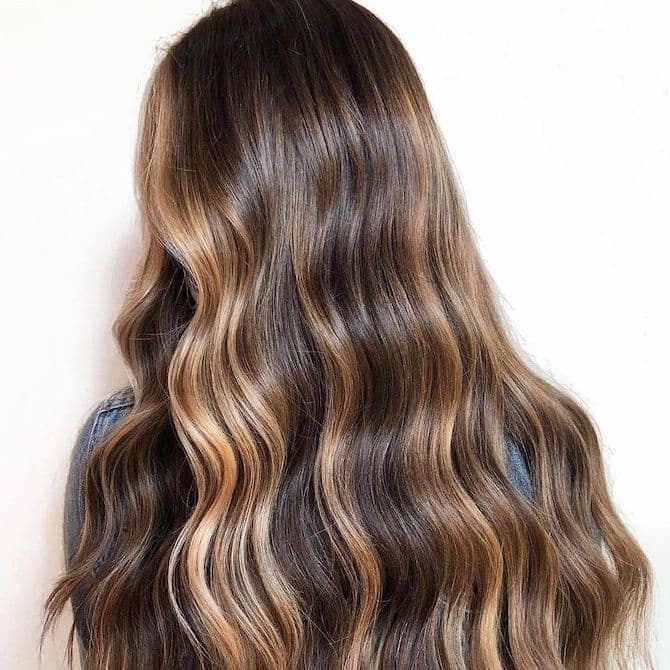 Mid-Back Dark Brown With Lighter Brown Lived-In, Everyday Version — Brown Highlights