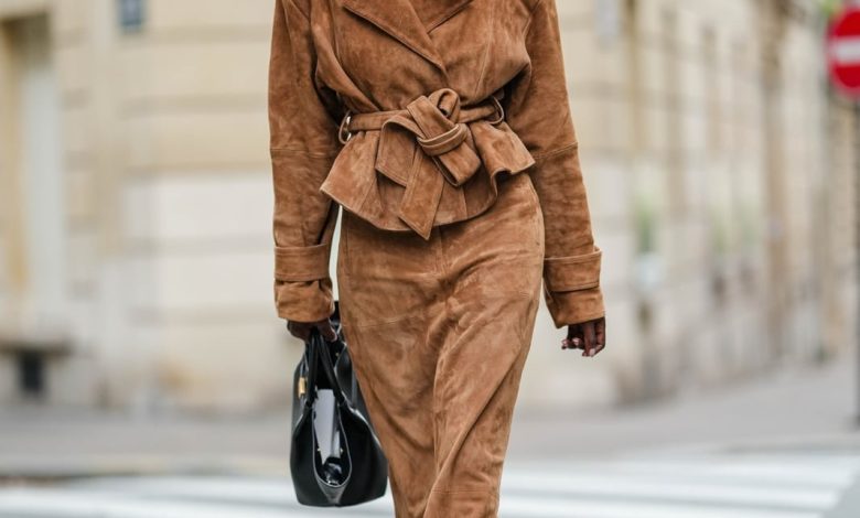 Suede jackets are trending for fall: How to style the essential everyone is searching - ABC News