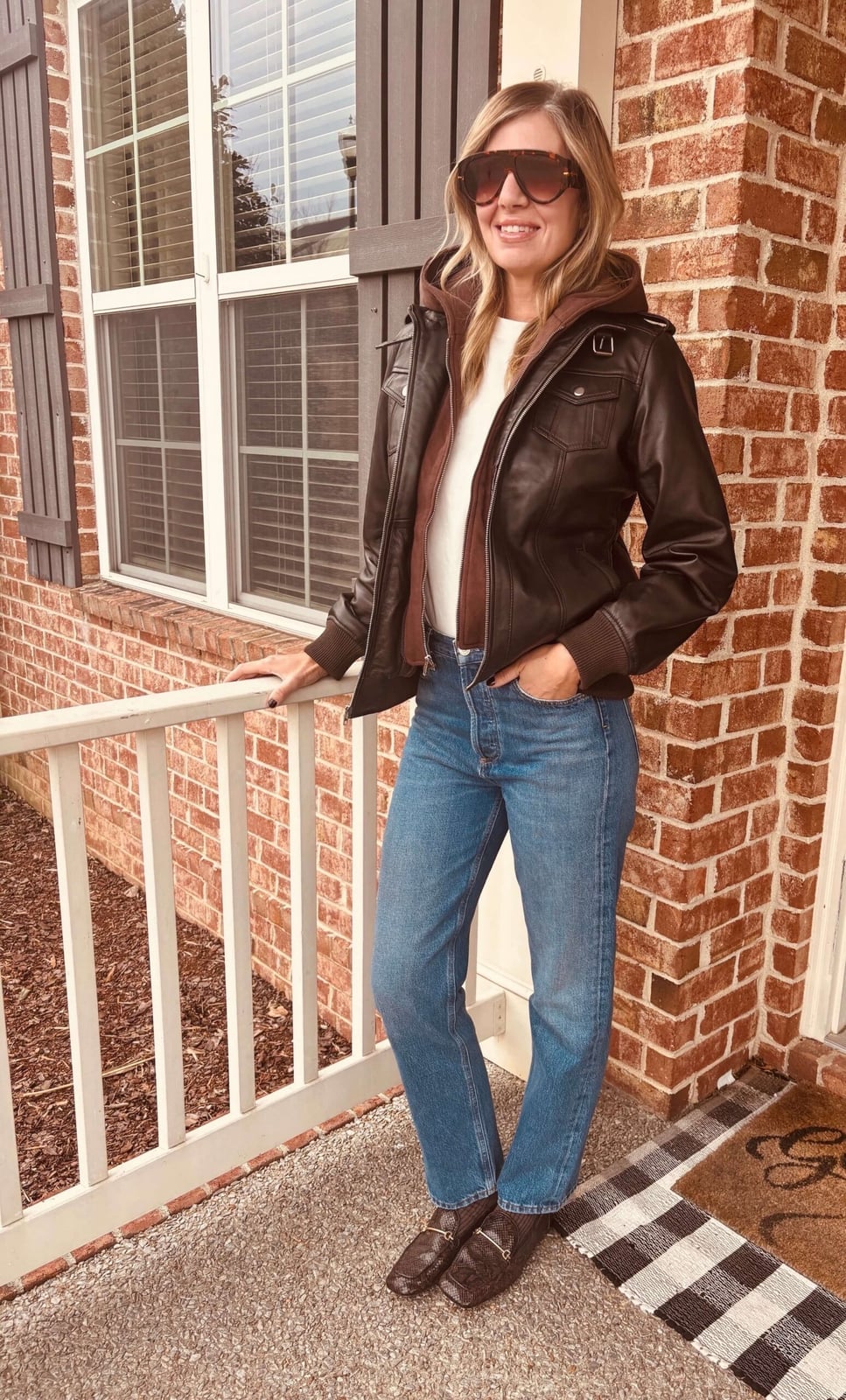 Fitted Brown Leather Jacket with Layered Hoodie Fitted Brown Leather Jacket with Layered Hoodie — Brown Jacket Outfit