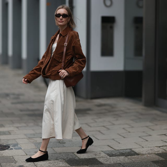 Oversized Brown Corduroy Jacket with Midi Dress Oversized Brown Corduroy Jacket with Midi Dress — Brown Jacket Outfit