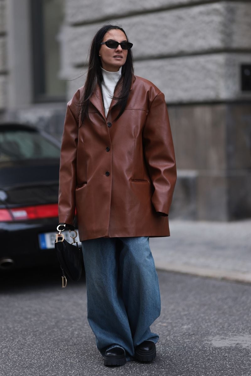 Oversized Brown Leather Blazer with White Turtleneck and Jeans — Brown Leather Jacket Outfit