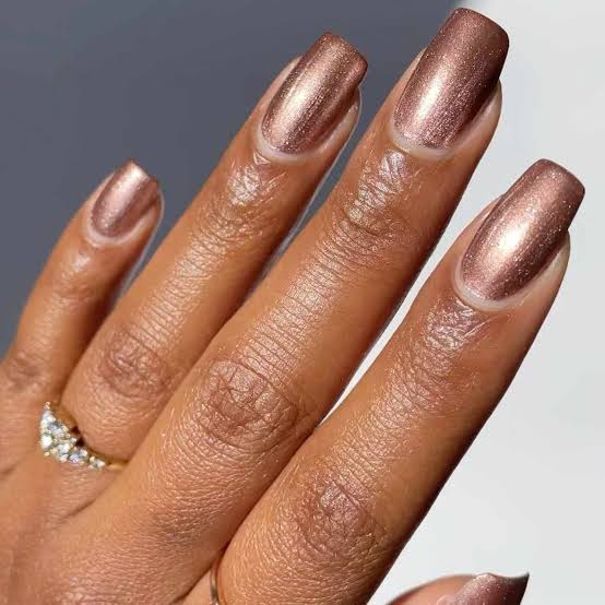 Rose Gold Chrome Short Almond Nails — Brown Nails