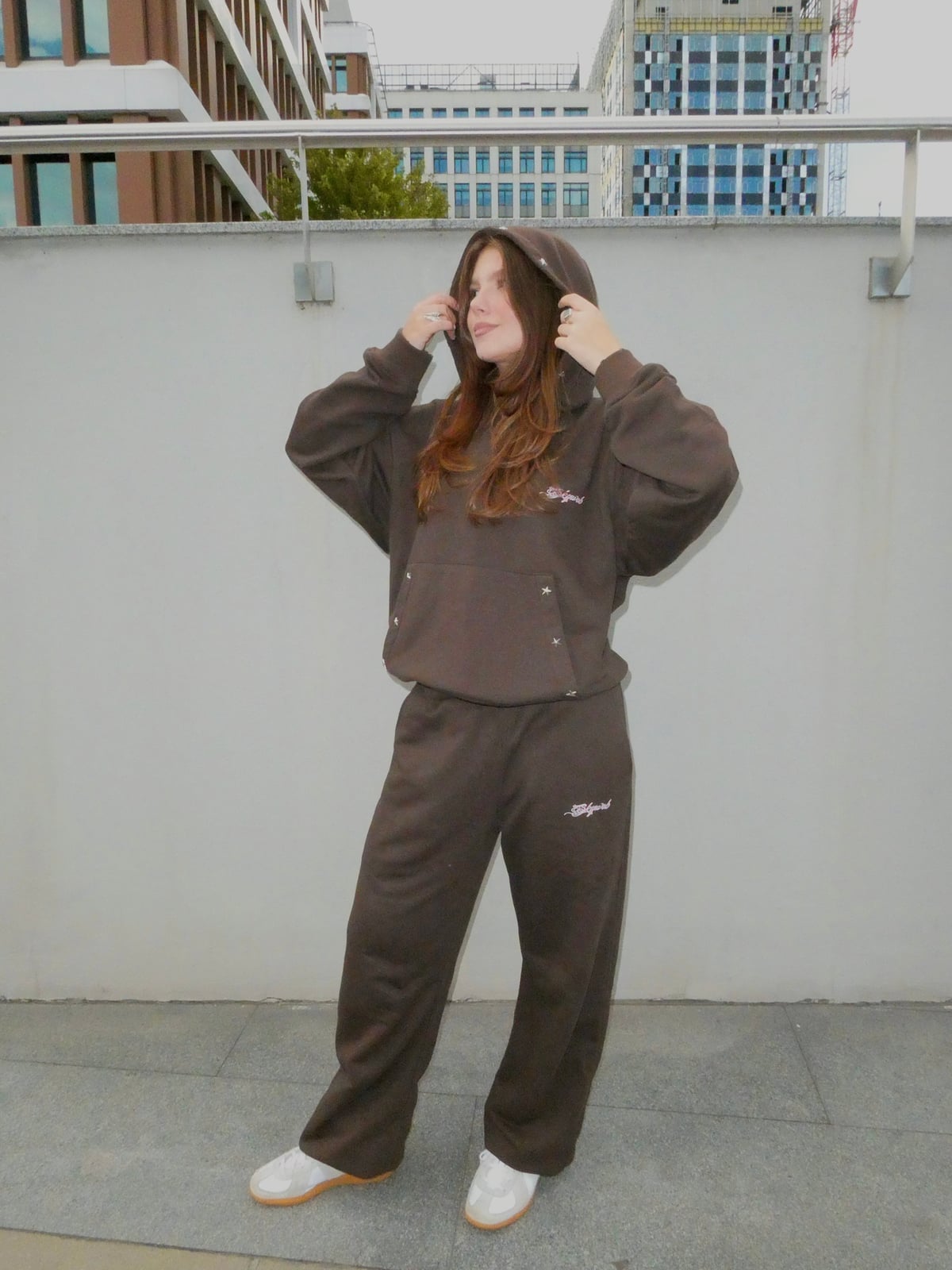 Embellished Hoodie And Brown Sweatpants Embellished Hoodie And Brown Sweatpants — Brown Sweatpants Outfit