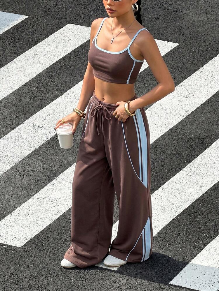 Brown Sweatpants With Contrast Trim Top Brown Sweatpants With Contrast Trim Top — Brown Sweatpants Outfit