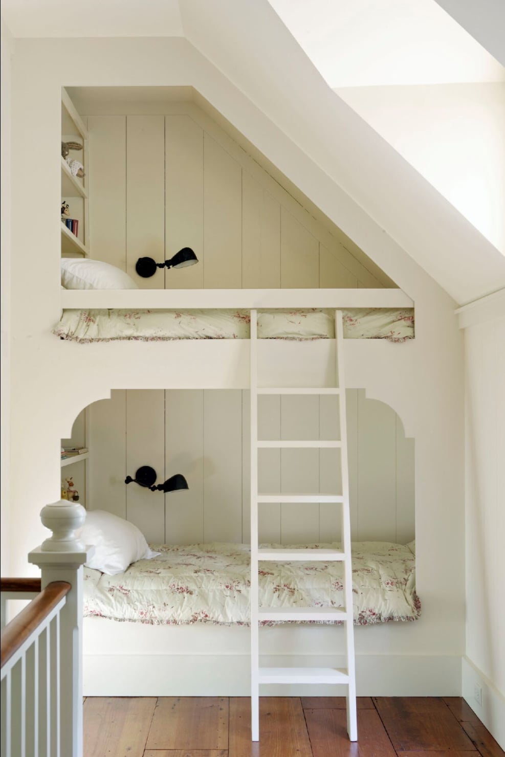 Minimalist White Bunk Bed Integrated into Wall Unit with Shelving Minimalist White Bunk Bed Integrated into Wall Unit with Shelving — Bunk Bed Ideas