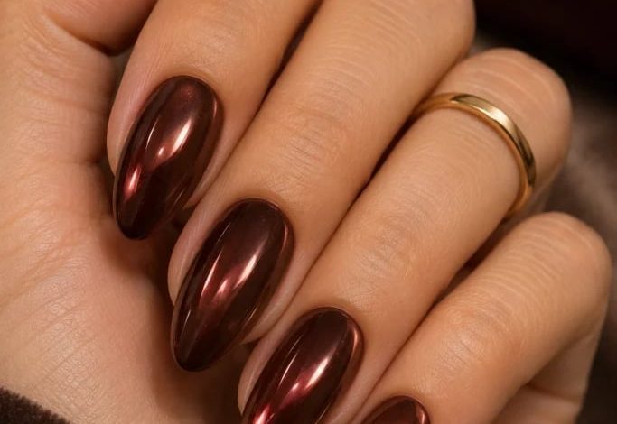 15 Coffee Chrome Nails for a Chic Fall Manicure