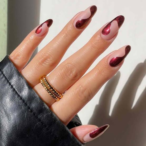 Long Stiletto Burgundy Chrome Gradient Long Stiletto Burgundy Chrome Gradient — Burgundy Chrome Nails