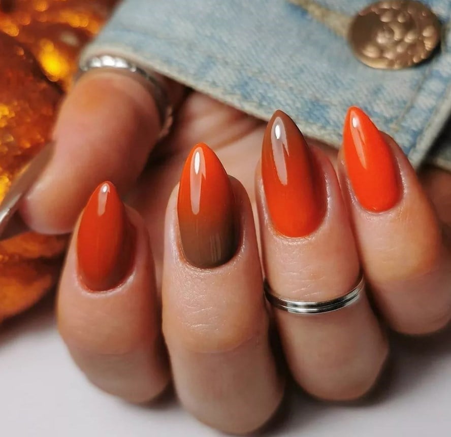 Orange to Brown Gradient Medium Oval Nails Orange to Brown Gradient Medium Oval Nails — Burnt Orange Nails