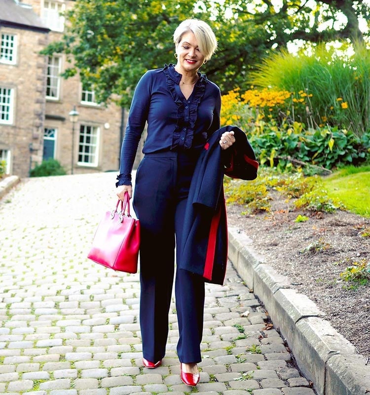 Navy Suit with Red Accents and Handbag — Business Outfits