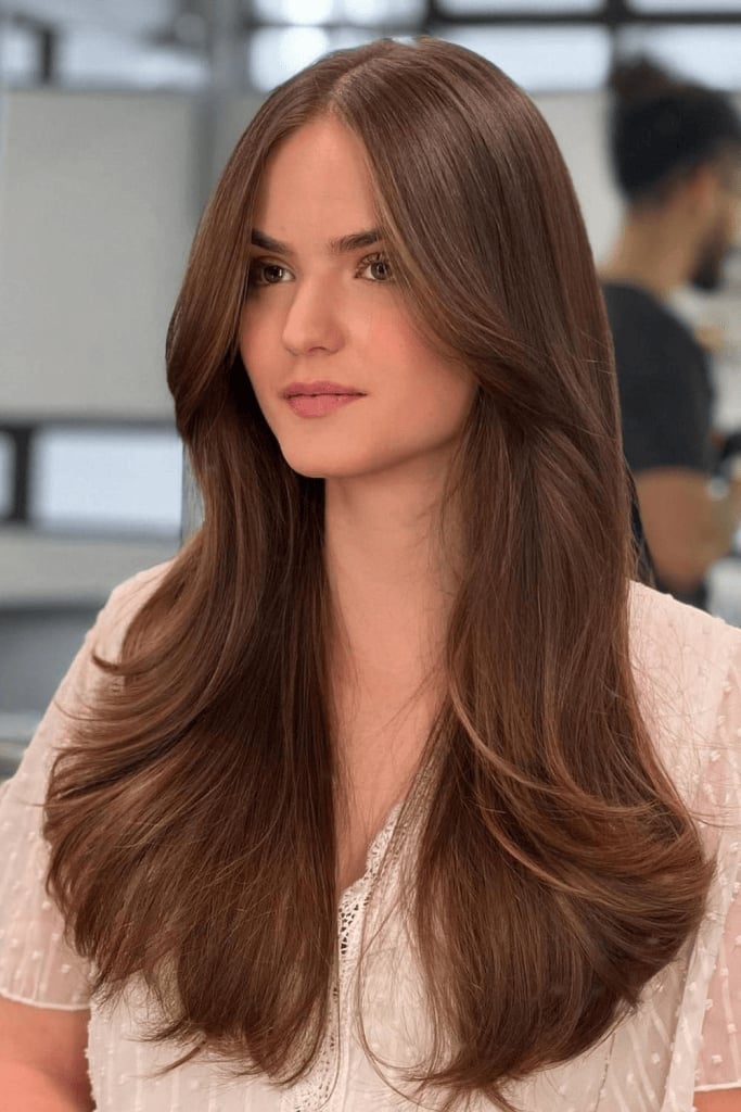 Medium Brown Butterfly Cut With Rounded Layers Medium Brown Butterfly Cut With Rounded Layers — Butterfly Haircut