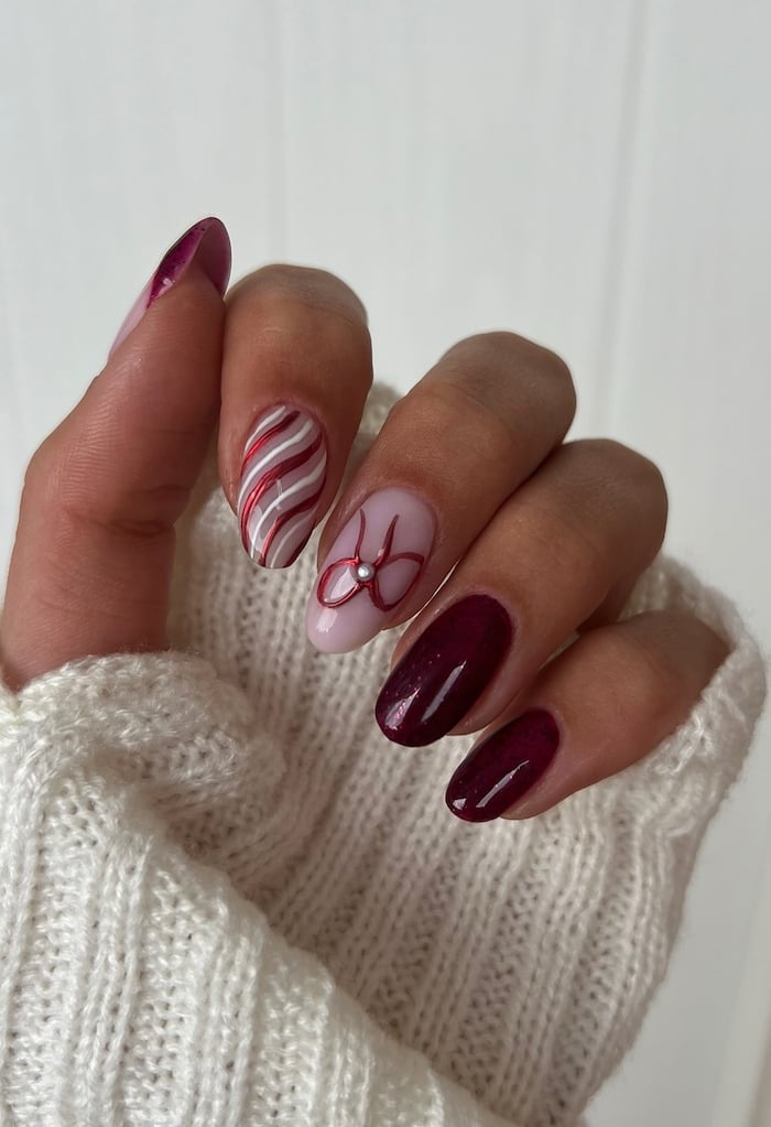Medium Almond Glitter Burgundy Stripe Bow Nails Medium Almond Glitter Burgundy Stripe Bow Nails — Candy Cane Nails