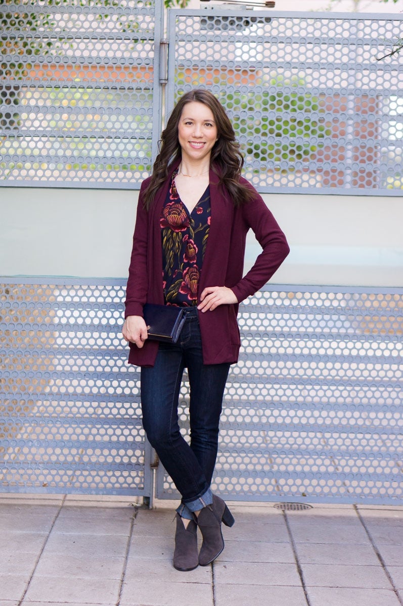 Burgundy Fine-Knit Cardigan for Casual Evenings — Cardigan Outfits Ideas