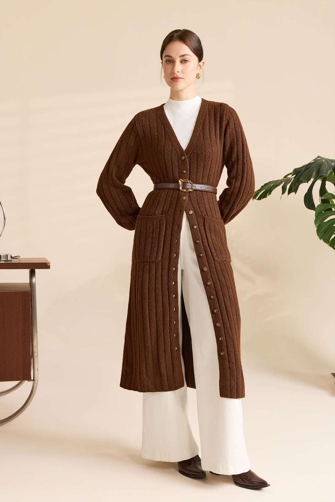 Ribbed Brown Cardigan with Matching Belt — Cardigan Outfits Ideas
