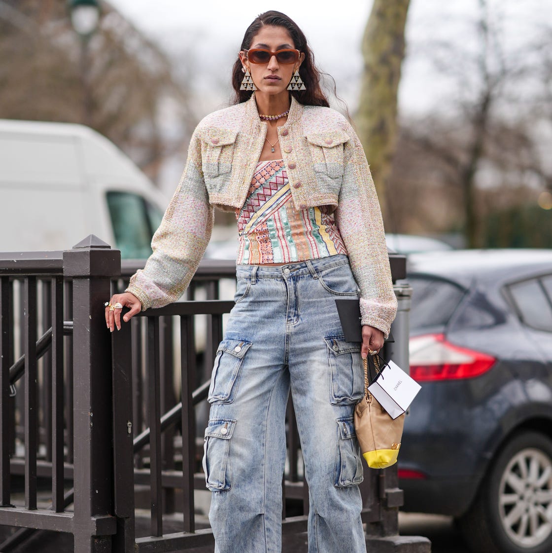 Light Blue Wide-Leg Cargo Jeans with Tweed Jacket and Corset Top Light Blue Wide-Leg Cargo Jeans with Tweed Jacket and Corset Top — Cargo Pants Outfits