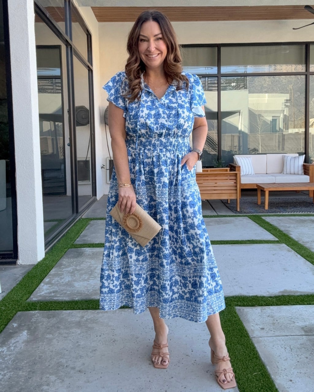 Blue Floral Midi Dress With Smocked Waist Blue Floral Midi Dress With Smocked Waist — Casual Dresses Outfits