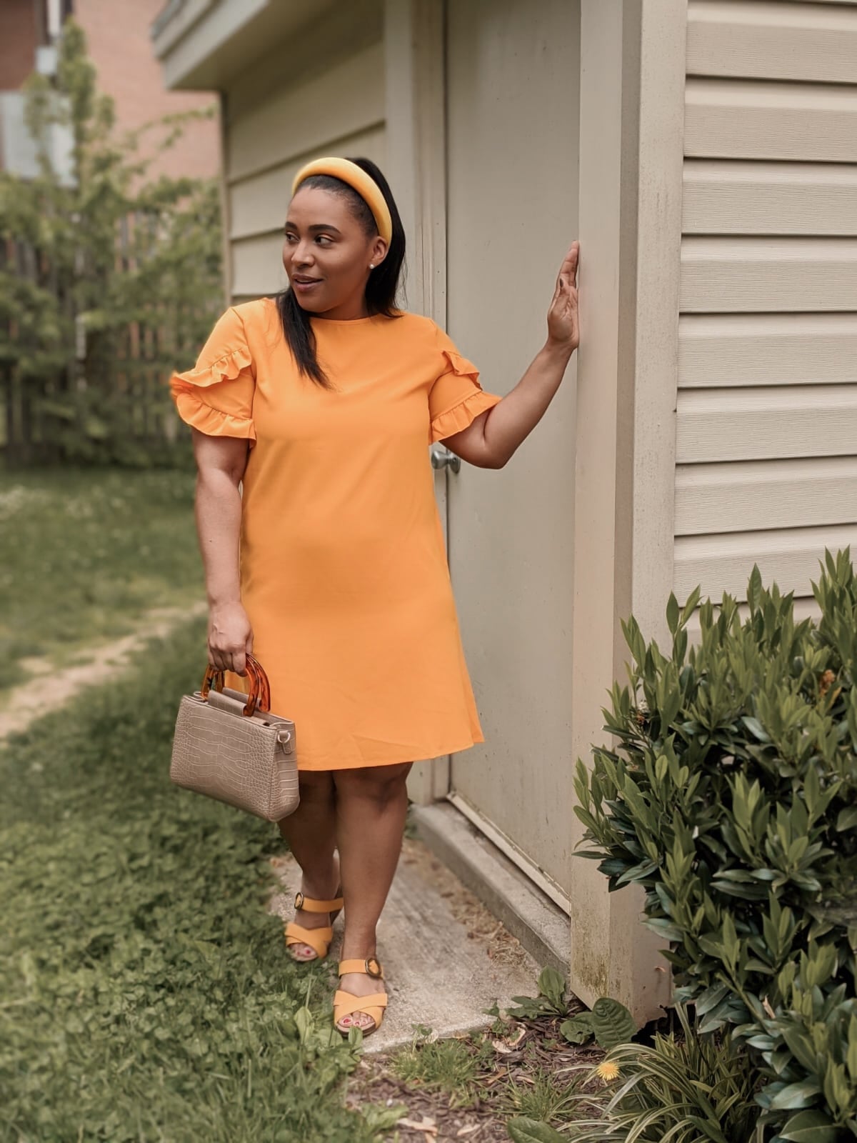 Orange Shift Dress With Ruffled Sleeves Orange Shift Dress With Ruffled Sleeves — Casual Dresses Outfits