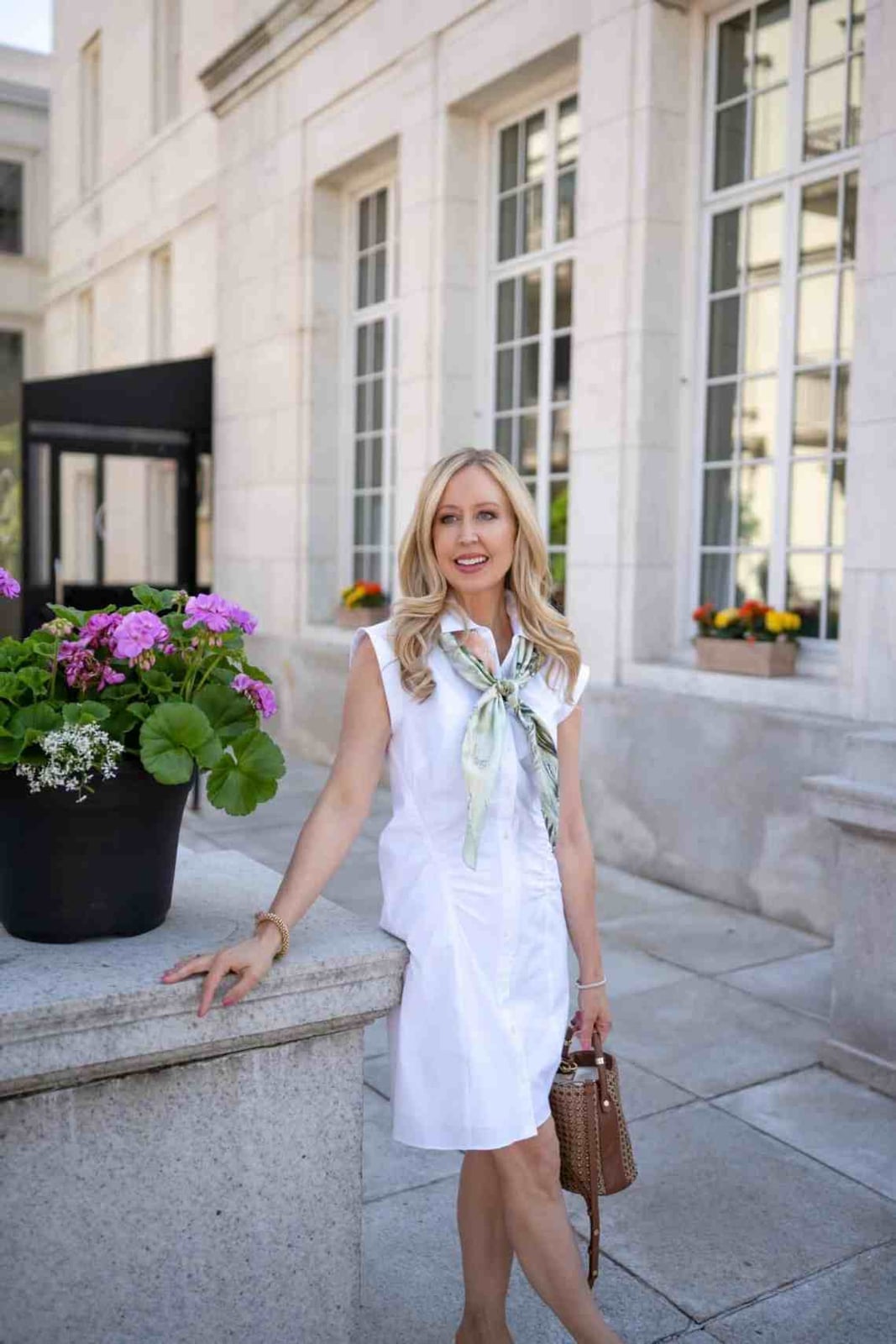 White Sleeveless Shirt Dress With Scarf White Sleeveless Shirt Dress With Scarf — Casual Dresses Outfits