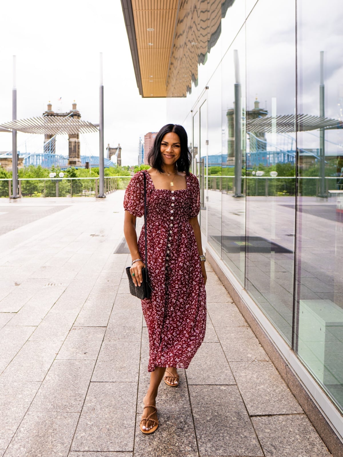 Burgundy Floral Midi Dress With Puff Sleeves Burgundy Floral Midi Dress With Puff Sleeves — Casual Dresses Outfits