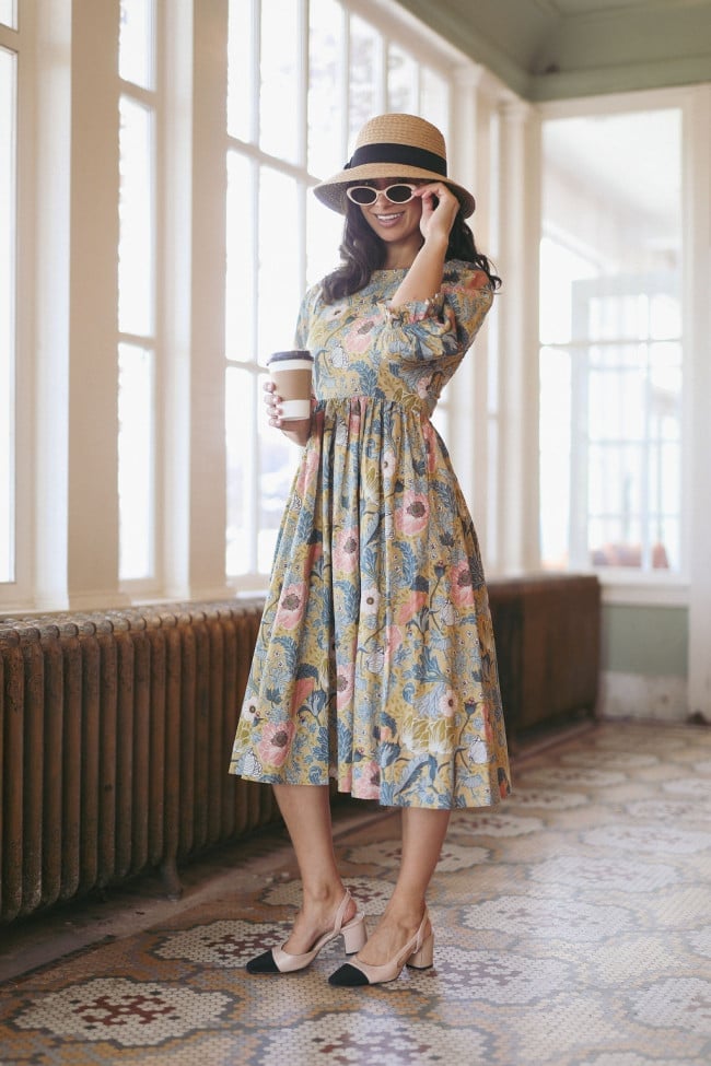 Floral Print Fit-and-Flare Midi Dress Floral Print Fit-and-Flare Midi Dress — Casual Dresses Outfits