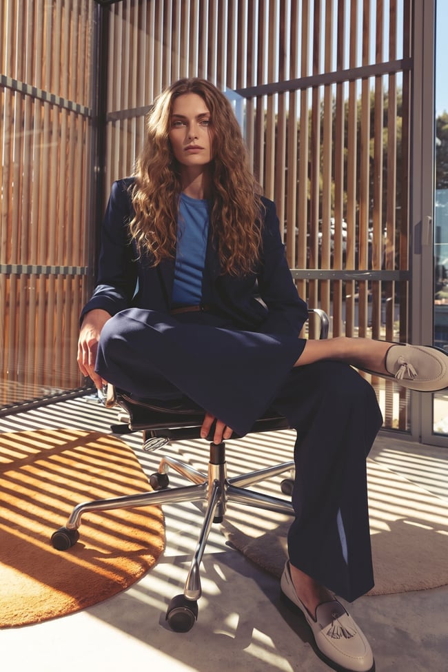 Navy Relaxed Blazer with Blue T-Shirt and Wide-Leg Trousers — Casual Office Outfit